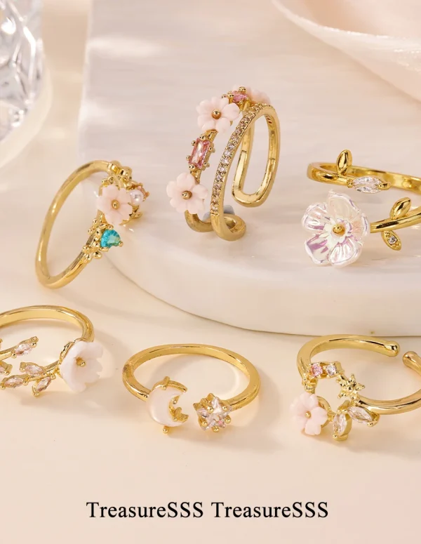 Unique Small Flower Stainless Steel Women's Ring Gold Color Anti Fading Cubic Zirconia Ring Wedding Jewelry Vacation Accessories