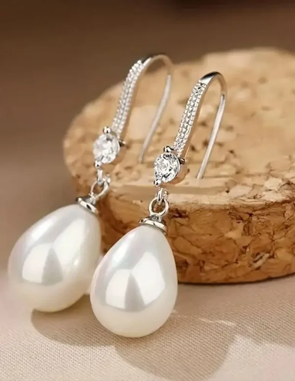 New Temperament Simple Water Drop Shape Simulation Freshwater Pearl Shell Beads Drop Earrings