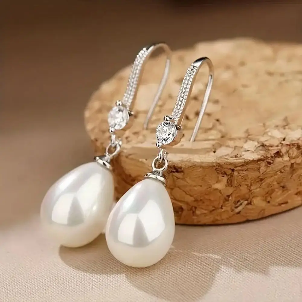 New Temperament Simple Water Drop Shape Simulation Freshwater Pearl Shell Beads Drop Earrings