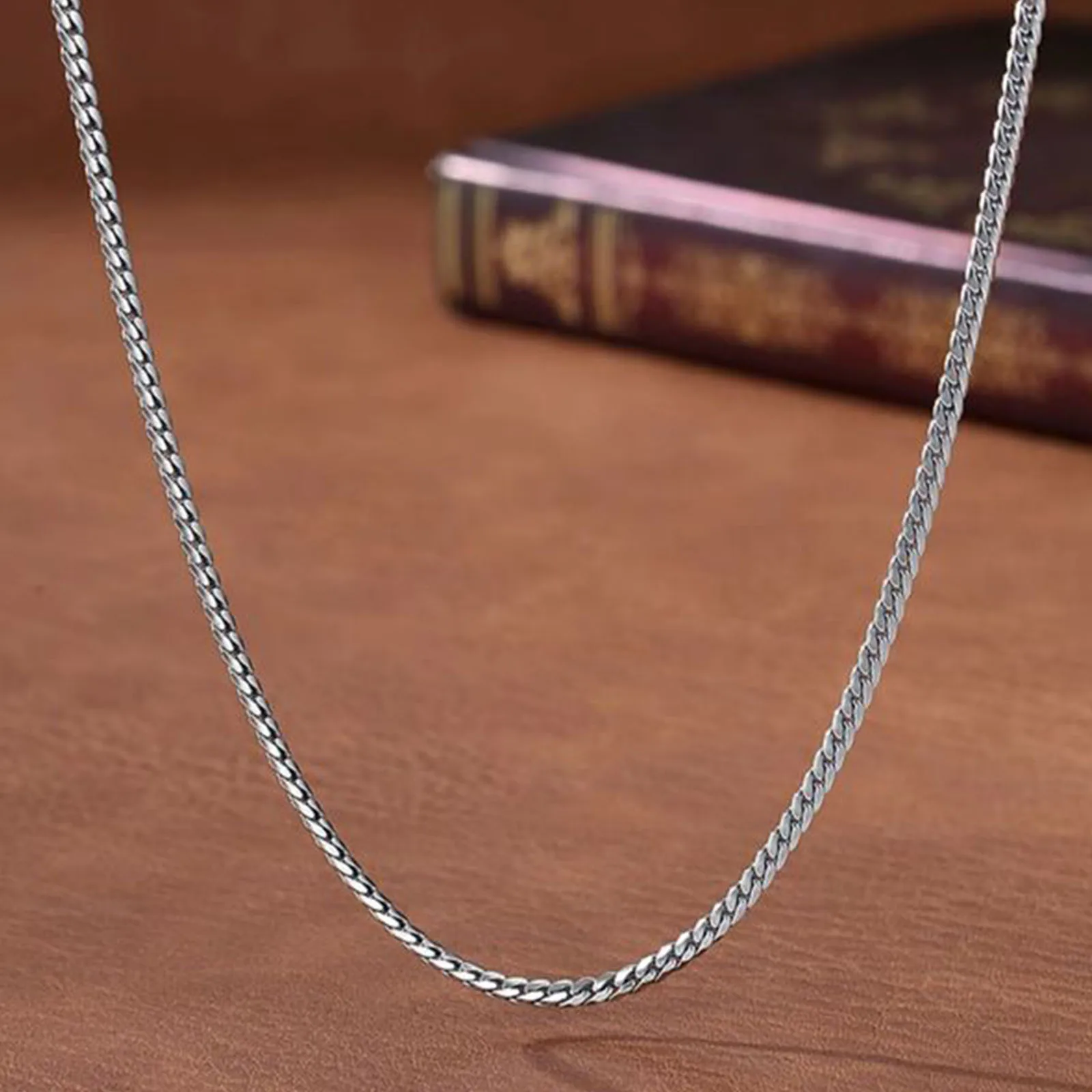 S925Silver Men's and Women's Cuban Chain Necklace 20IN/22IN Slim Style Trendy, Sophisticated Vintage-Inspired Collarbone Layerin - Image 4