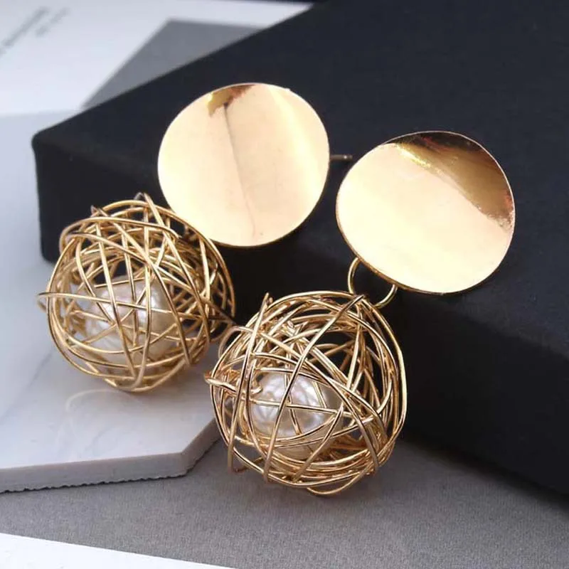 New Fashion Statement Drop Earrings for Women Pearl & Ball Geometric Earrings Gold Color Dangle Earing Fashion Ear Jewelry