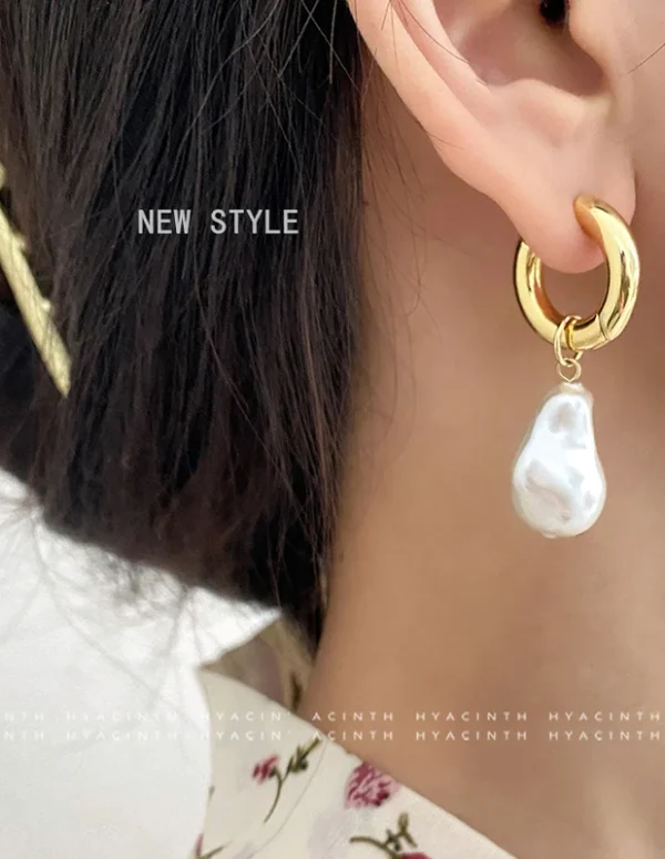 Circle Drop Earrings New Vintage Baroque Pearl Earrings Gold Color Round Earclip Women Temperament Elegant Jewelry Party Gift