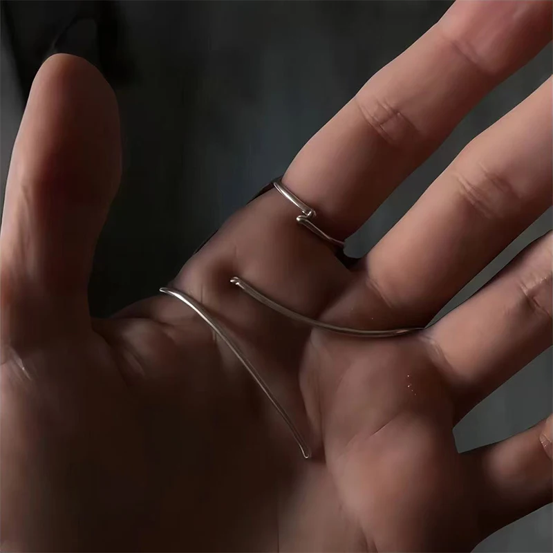 Irregular Pleated Knuckle Mental Ring Artistic Minimalist Niche Unique Exquisite Finger Ring Gifts Suitable For Men And Women - Image 6