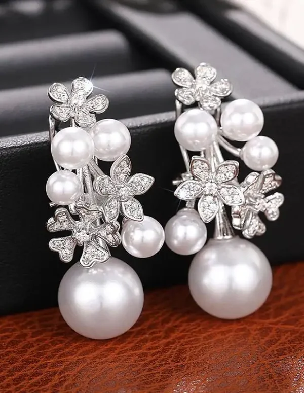 Huitan Trendy Simulated Pearl Women Drop Earrings Inlaid Sparkling CZ Flower Design Charming Party Daily Accessories Jewelry