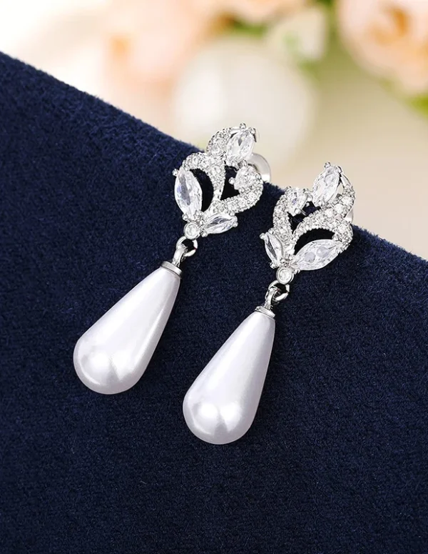 Huitan Aesthetic Imitation Pearl Dangle Earrings for Women Brilliant Cubic Zircon Luxury Female Wedding Earrings Fashion Jewelry